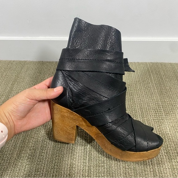 Free People Black Leather Clog Boot Size 36 (US 6) - Picture 5 of 9
